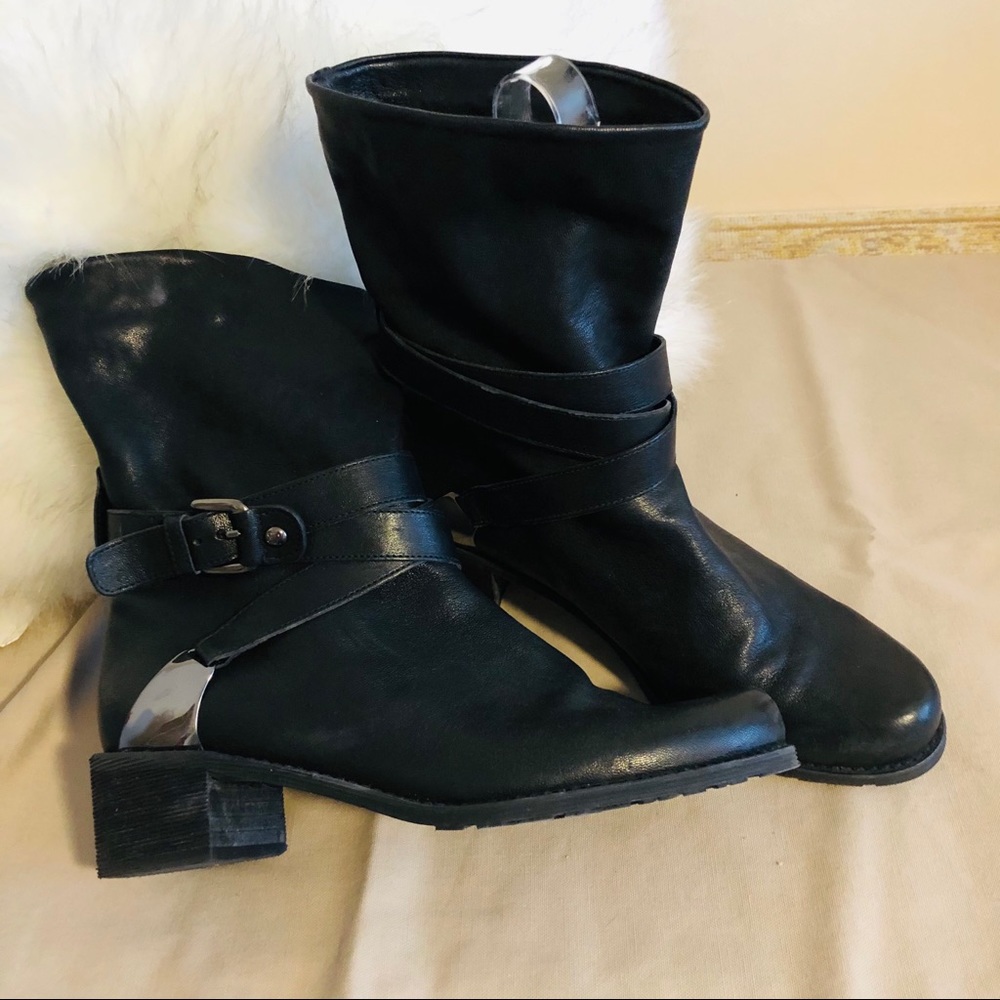 Stuart Weitzman Black Leather Moto-look Ankle Boots